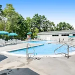 Sea Colony --- 9803 Evergreen