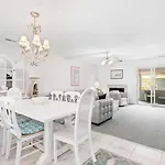 Westwood --- 828 Westwood Ave, Unit B