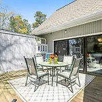 Sea Colony --- 6501 Woodland