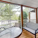 Sea Colony Tennis --- 55026 Pine Lake Dr