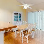 Sea Colony -- 8901 Timberlake