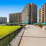 Sea Colony---1805 Doubles Court