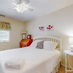 Bethany Pines --- 428 Bethany Pines