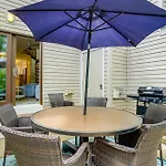 Bethany Beach Townhome Walk To Beach And Boardwalk!