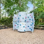 Sea Colony --- 3404 Round Robin Way