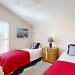Sea Colony Pinewood III