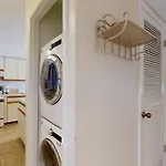 Sea Colony Racquet