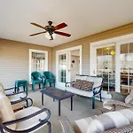 Salt Pond - 1 Heron Ct