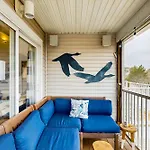 Sea Colony Pinewood