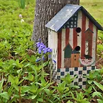 Meris Gardens B&B