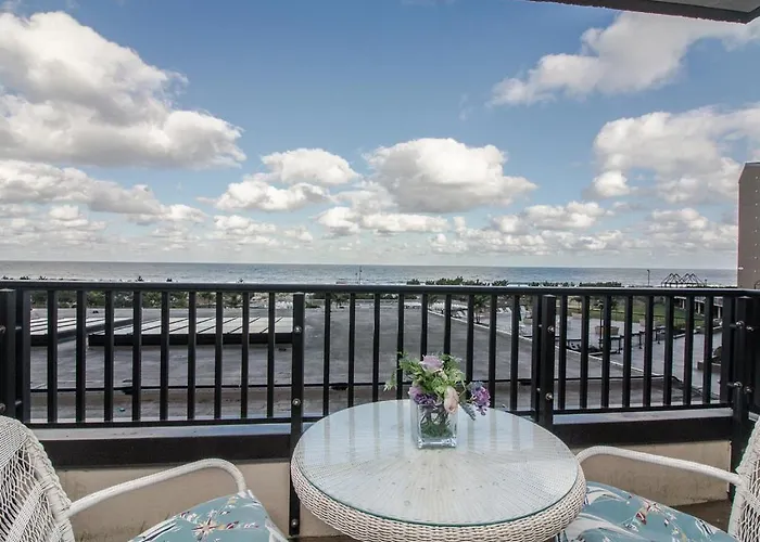 Sea Colony Edgewater House III