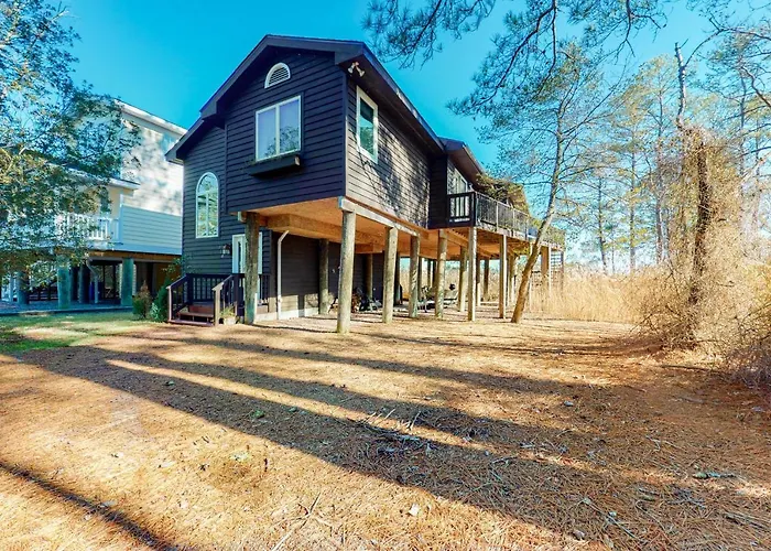 Cat Hill - 436 Tamarack