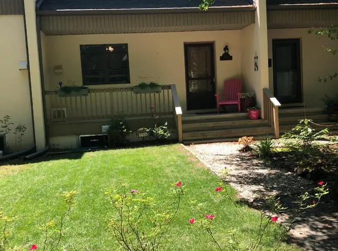 Villa At Bethany West