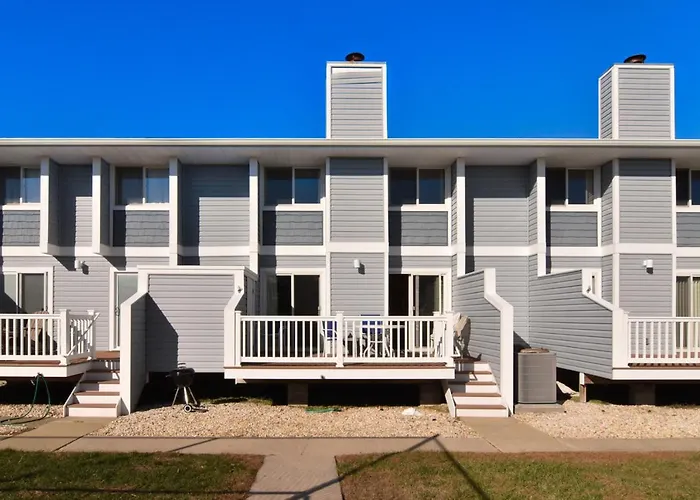 Hidden Harbour -- 306 Ocean View Parkway