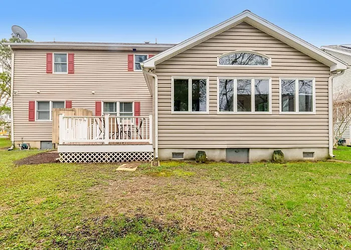 Salt Pond --- 729 Deer Leap Drive