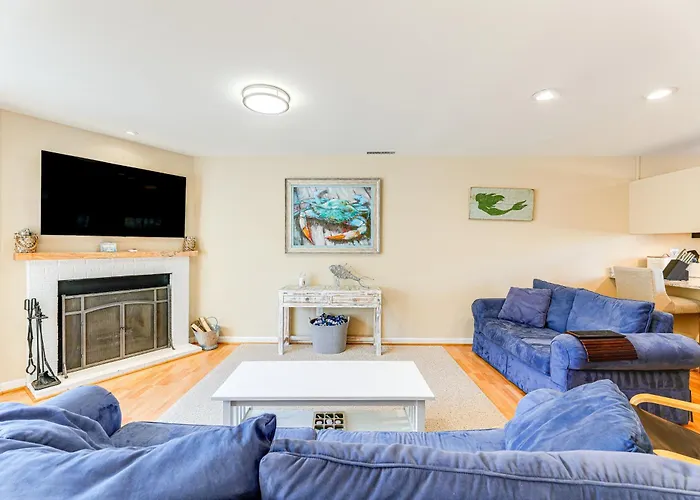 Family Townhome With Deck Walk To Bethany Beach!