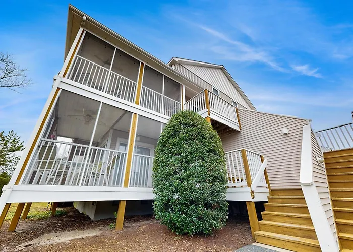 Sea Colony Pinewood