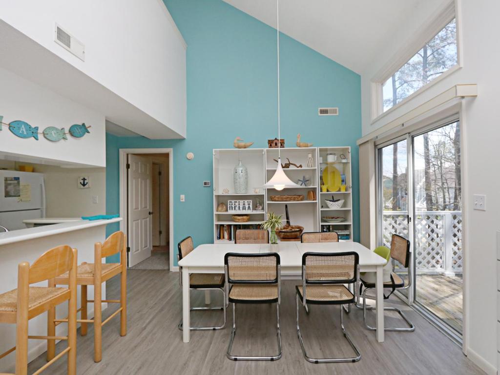 Sea Colony Evergreen