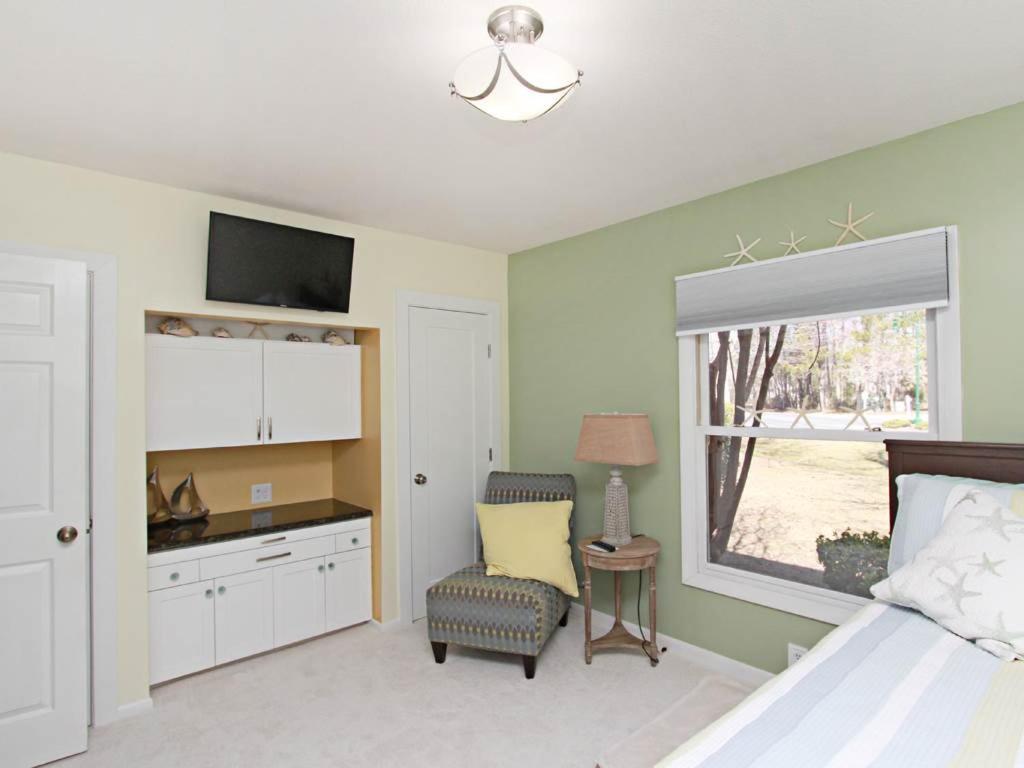 Sea Colony Tall Pines