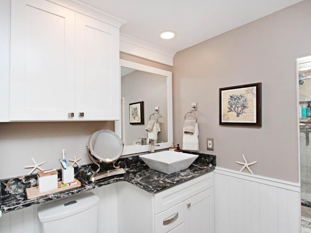 Apartment Sea Colony Tall Pines