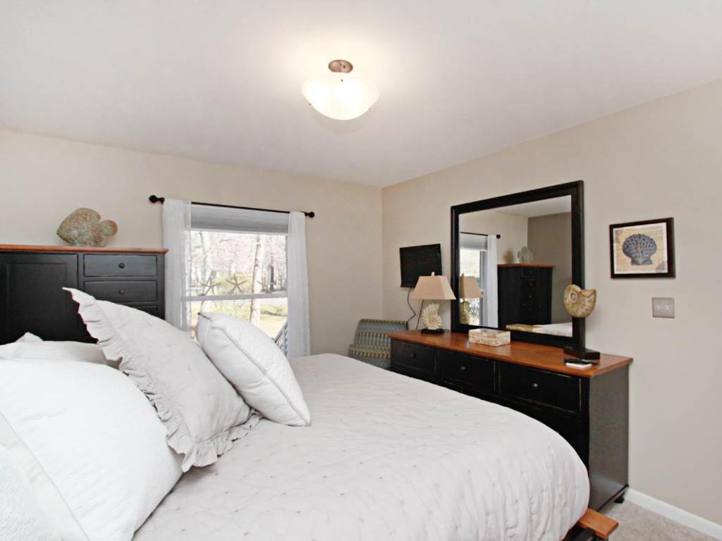 Sea Colony Tall Pines Apartment