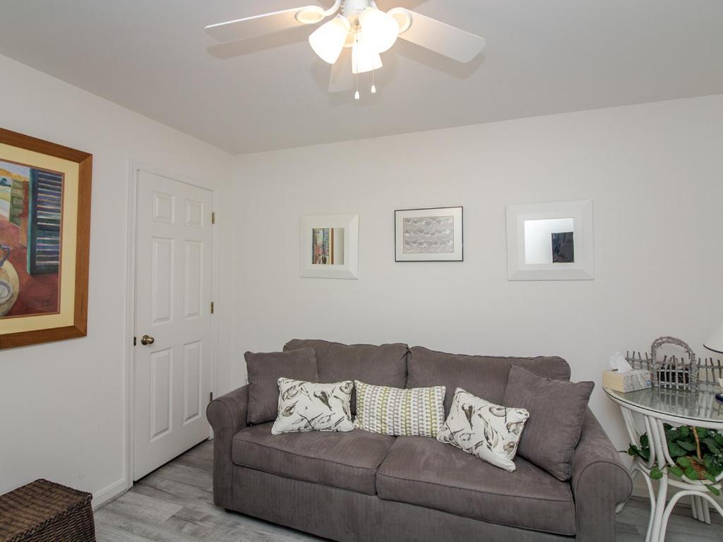 Sea Colony Sanddollar Iii *