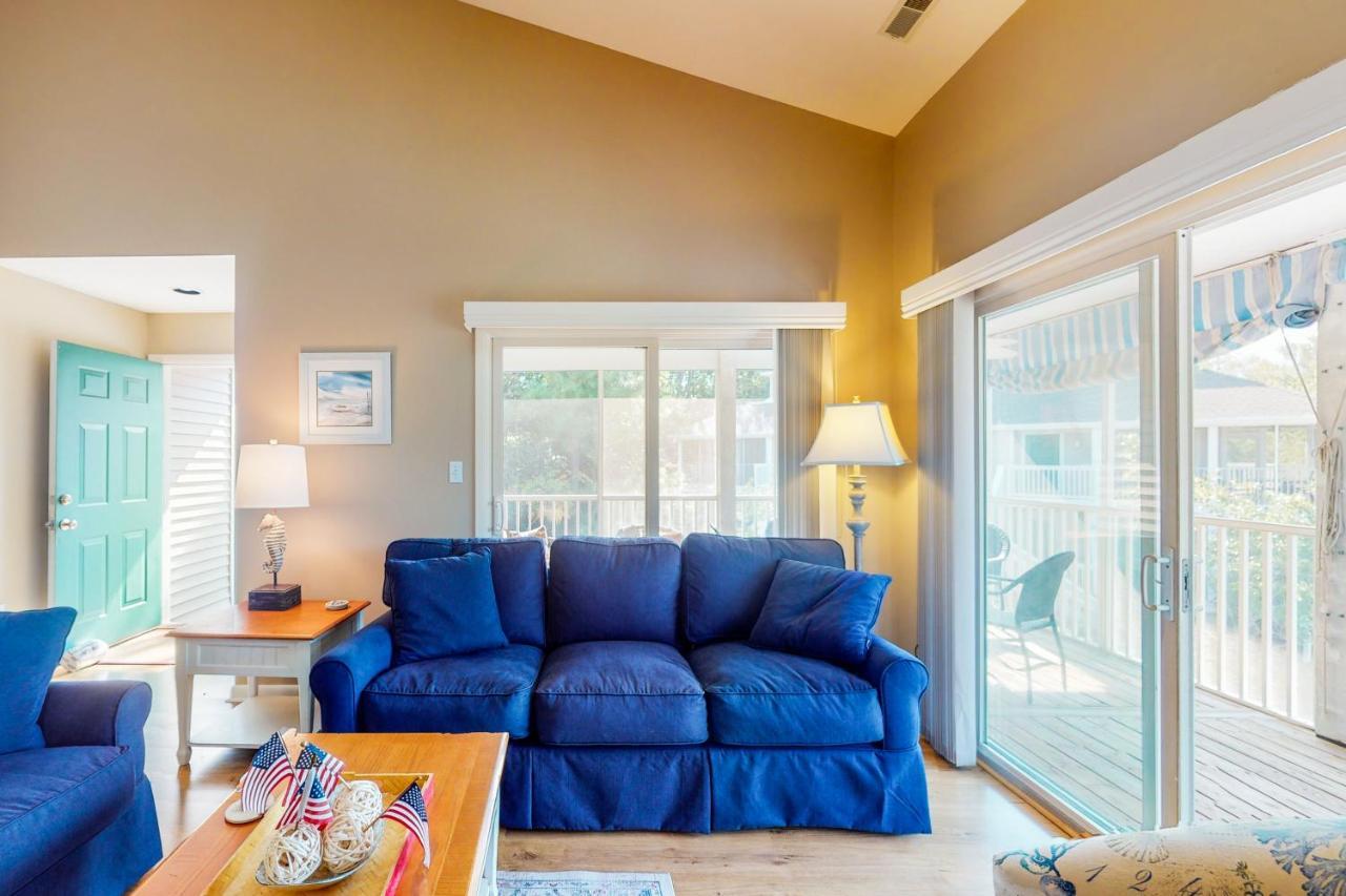 Sea Colony - 53071 Lakeshore