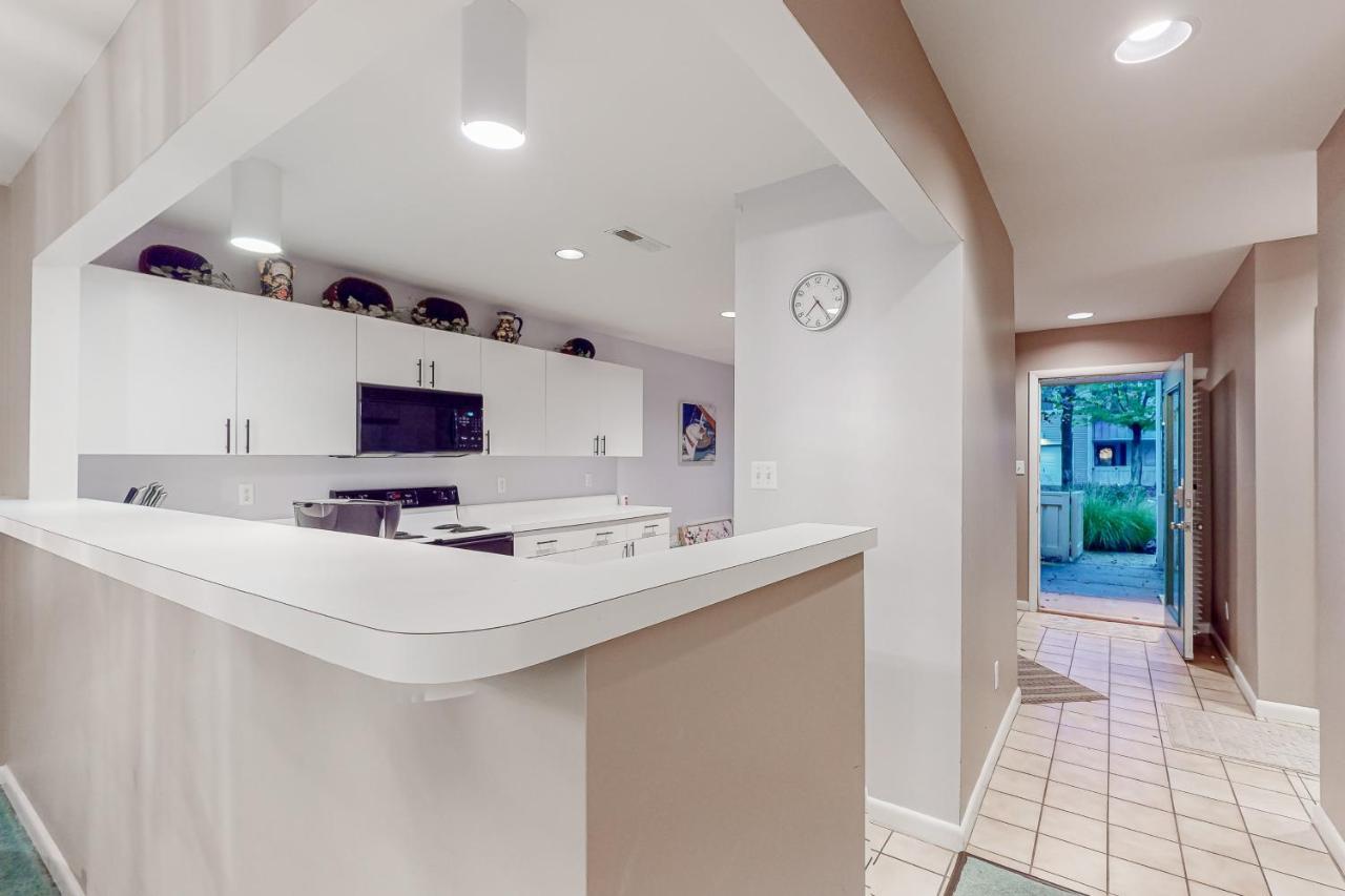 Sea Colony - 53010 Lakeshore Bethany Beach
