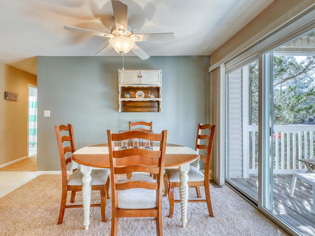 Sea Colony - Lakeshore Holiday home *