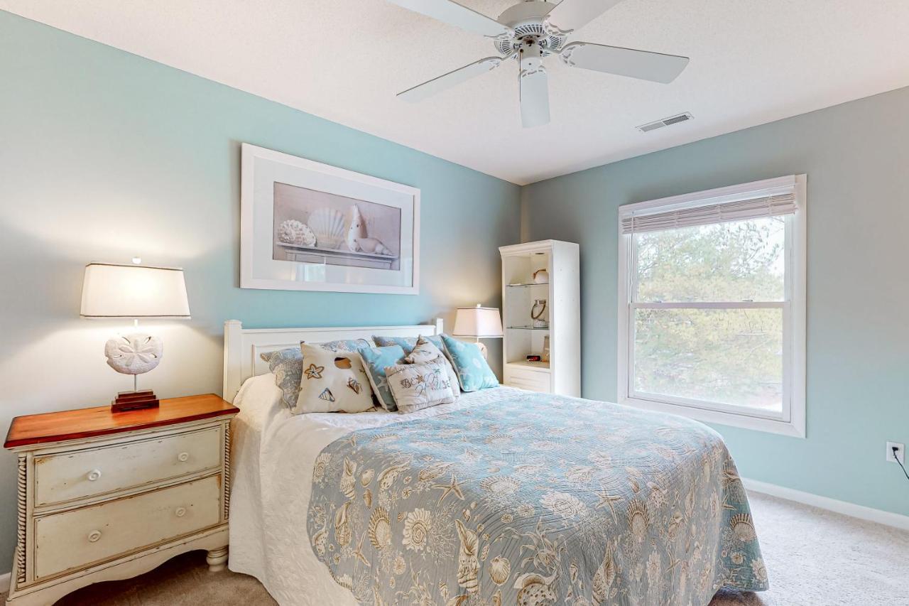 Sea Colony Twin Lakes Apartment *