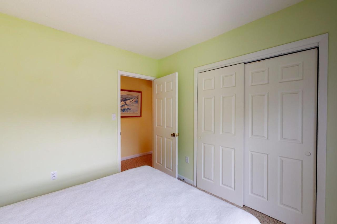 Apartment Sea Colony - 13005 Tall Pines