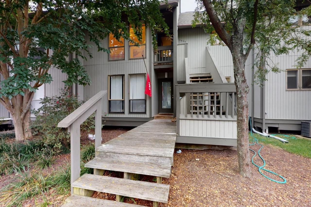Apartment Sea Colony - 3605 Round Robin