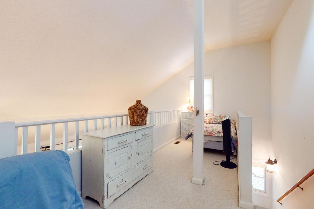 Apartment Sea Colony - 23005 Tall Timber