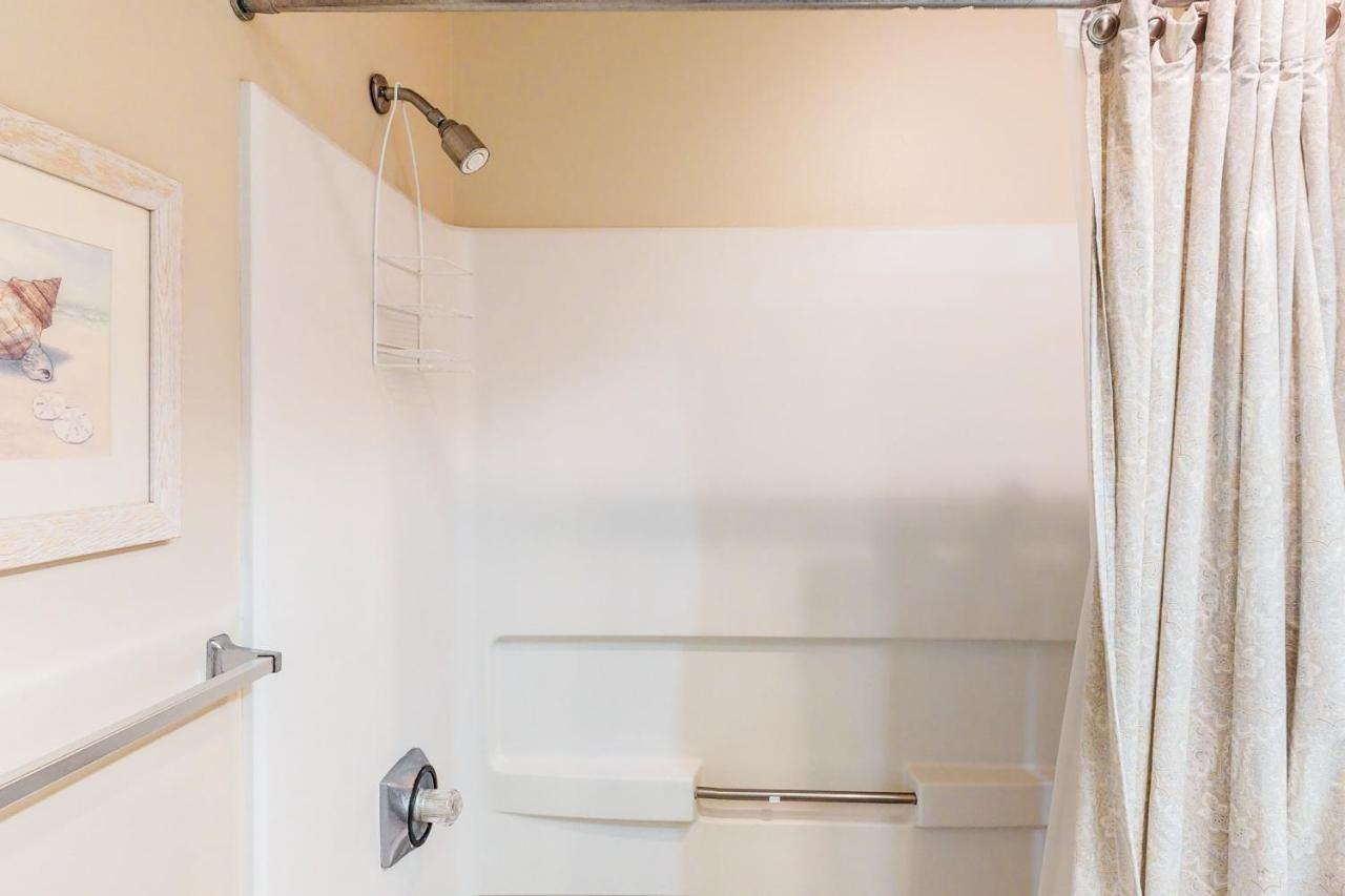 Apartment Sea Colony - 53071 Lakeshore *
