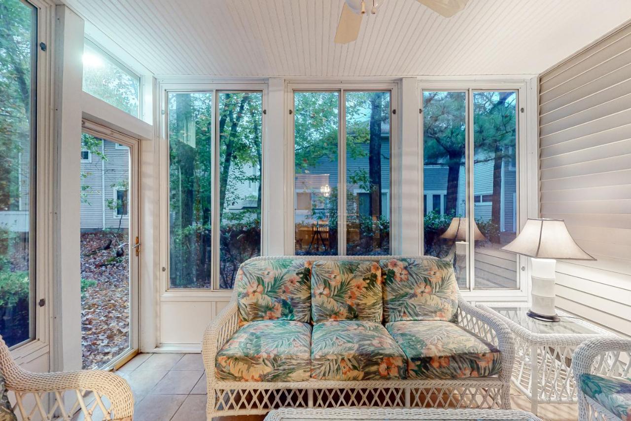 Sea Colony - 53010 Lakeshore