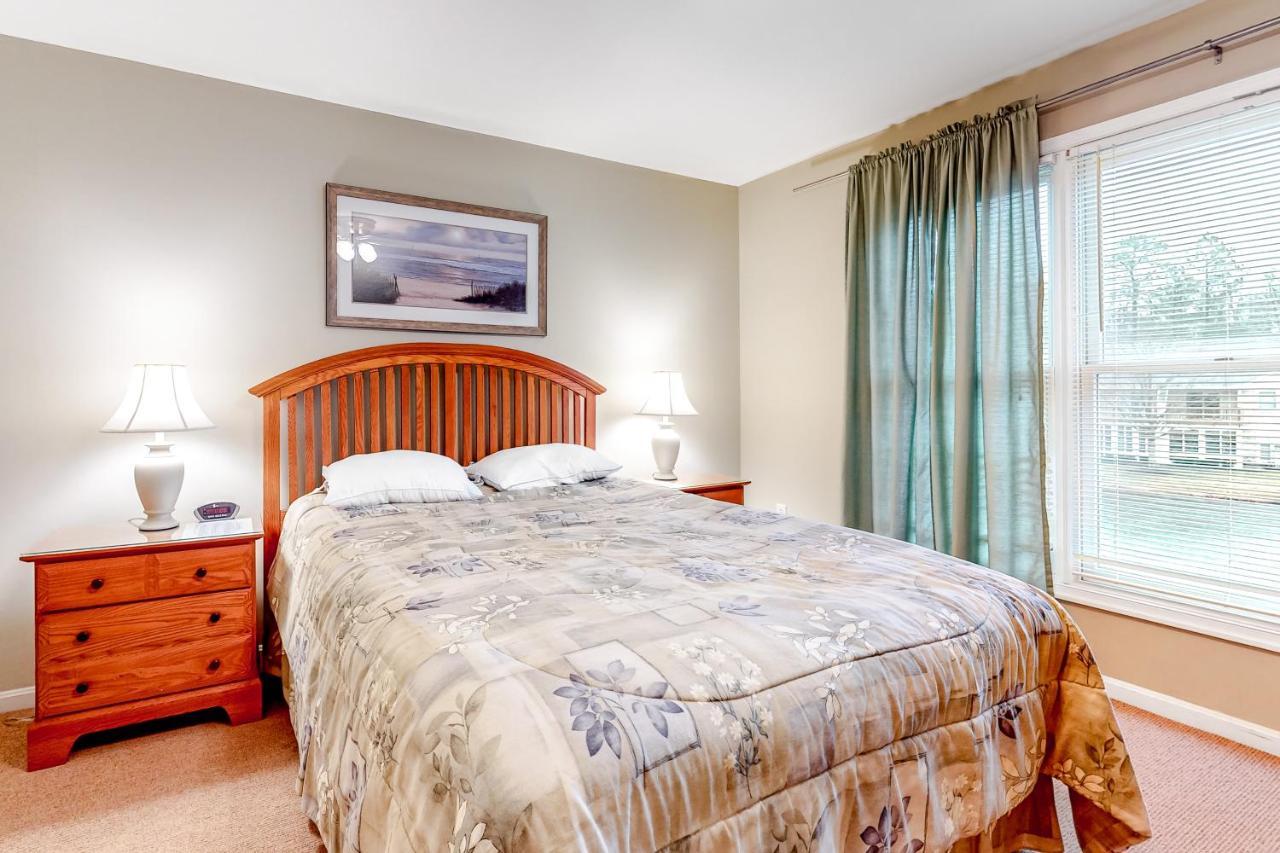 Sea Colony - 55037 Pine