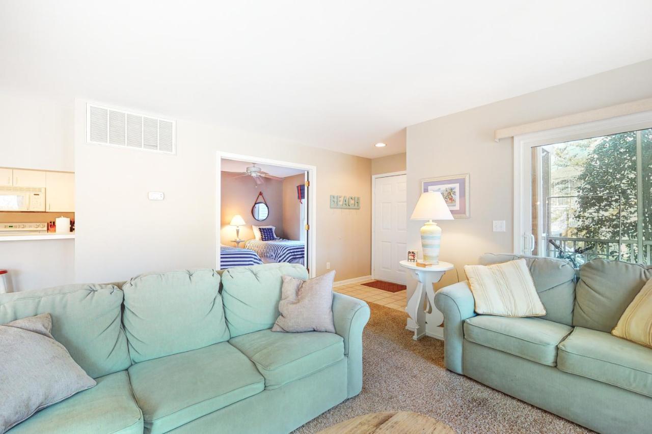 Sea Colony Pinewood Ii