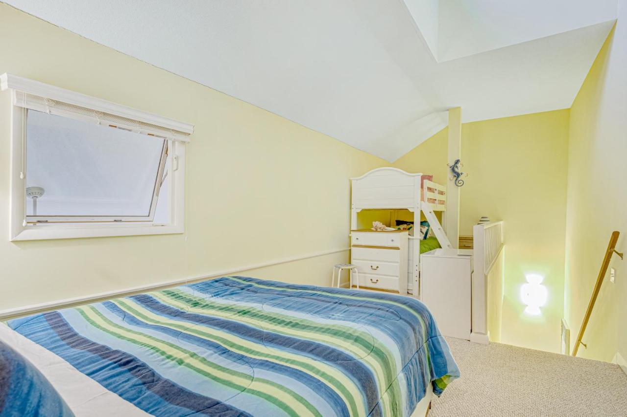 Apartment Sea Colony - 14001 Tall Pines