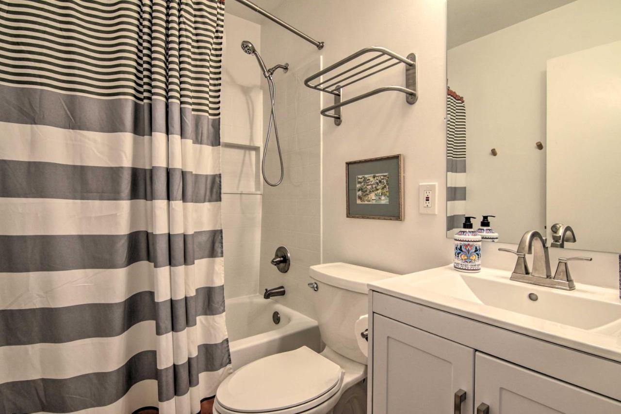 Holiday home Family Townhome 1 Mi To And Boardwalk *
