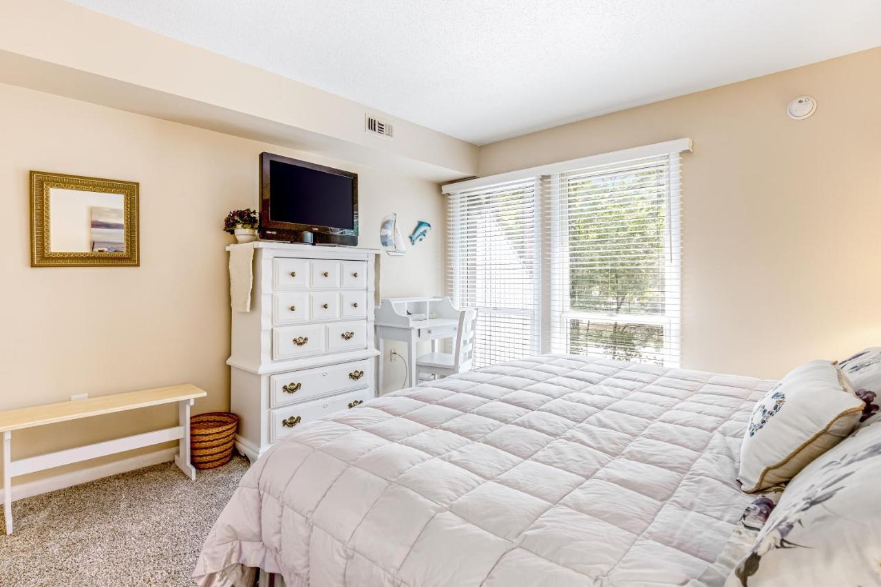 Sea Colony --- 9803 Evergreen * Bethany Beach