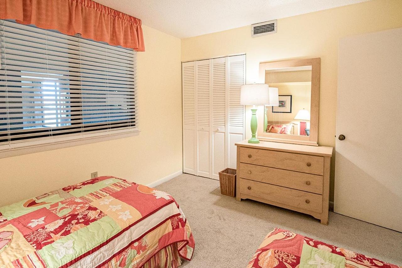 Sea Colony -- 405 Georgetowne Apartment