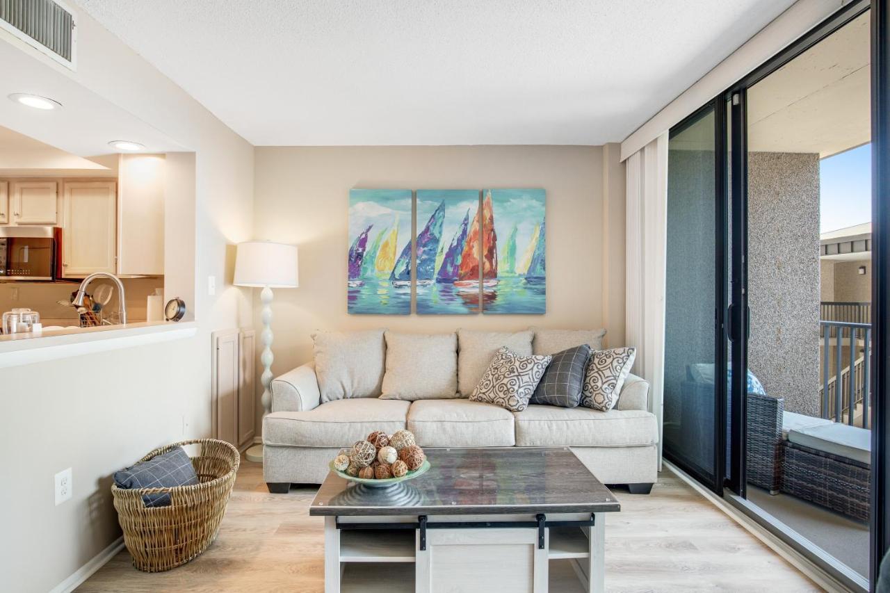Apartment Sea Colony --- 208 Brandywine House *