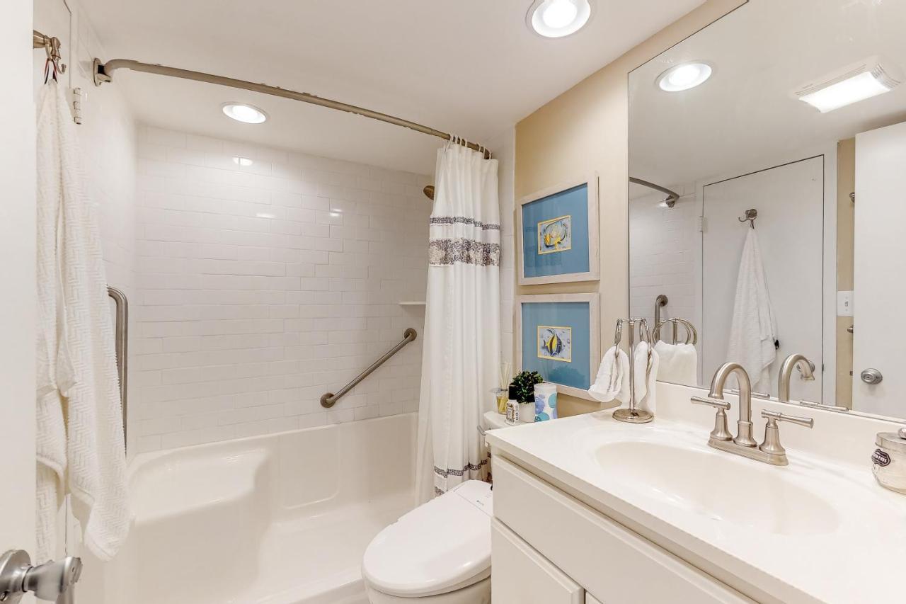 Sea Colony --- 208 Brandywine House Apartment