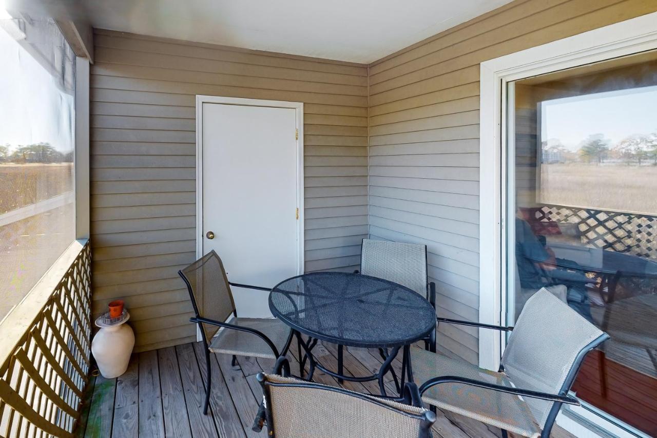 Stewards Watch -- 539c Hudson Holiday home *