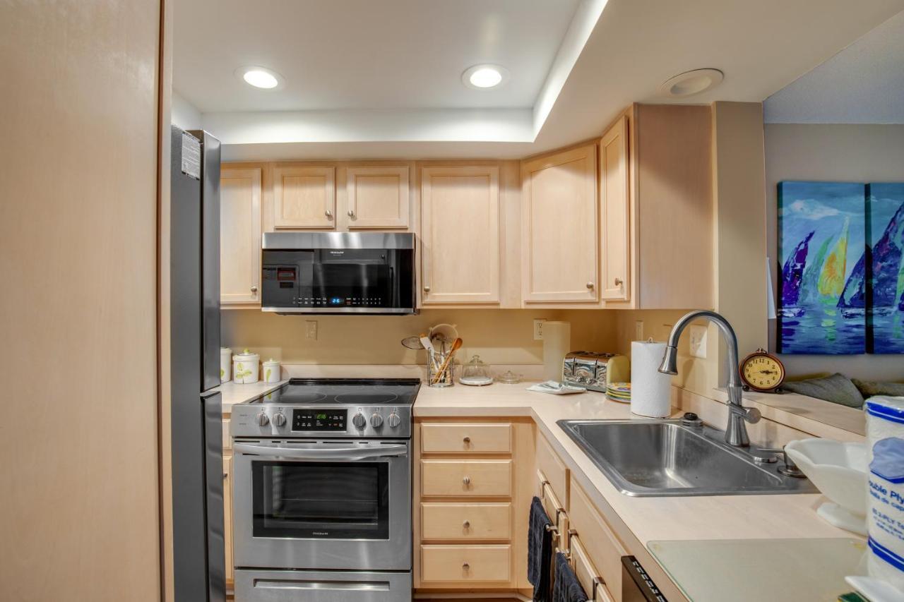 Apartment Sea Colony --- 208 Brandywine House