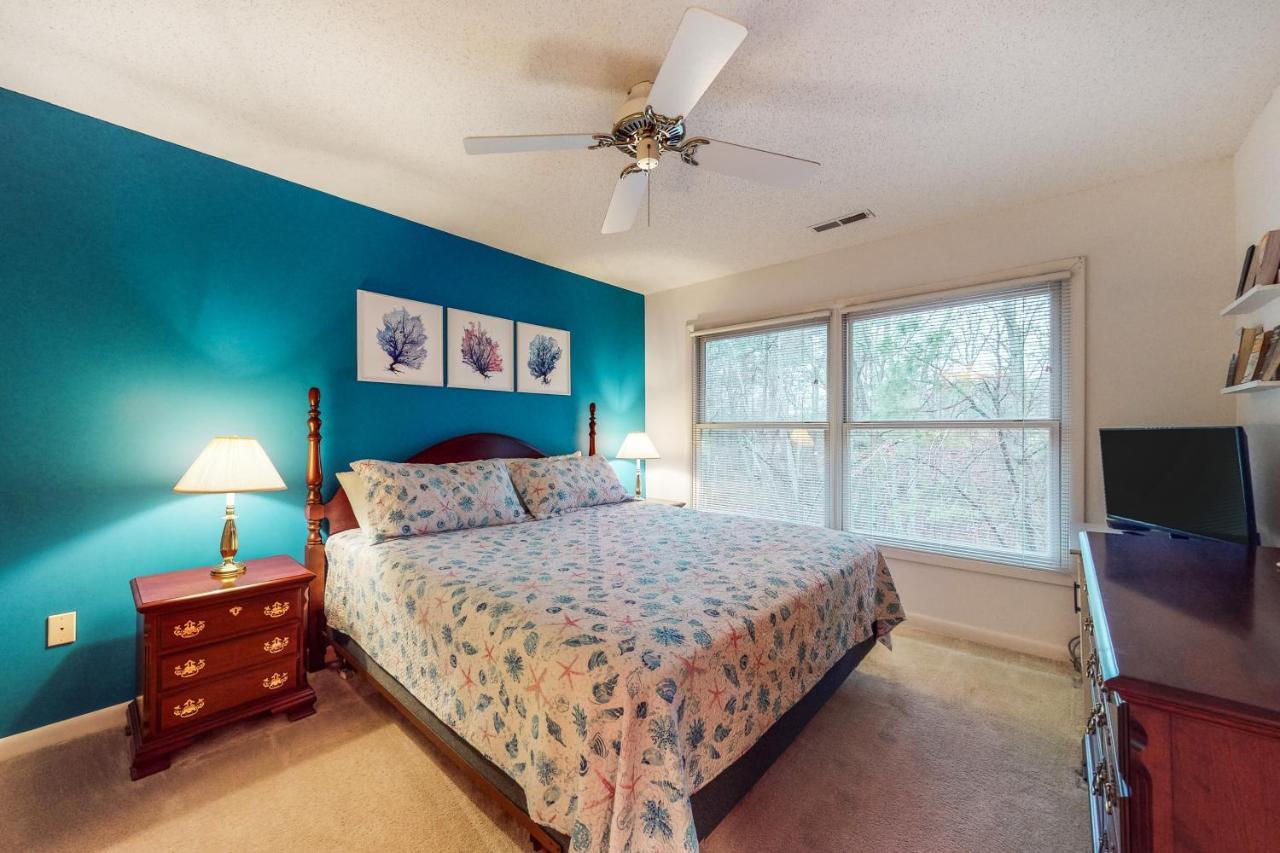 Apartment Sea Colony --- 52013 Canal Ct *