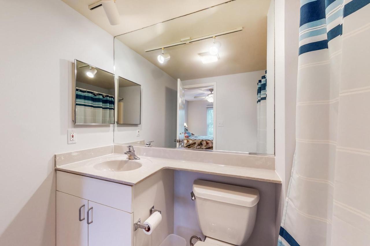 Sea Colony - 17004 Bayberry Apartment *