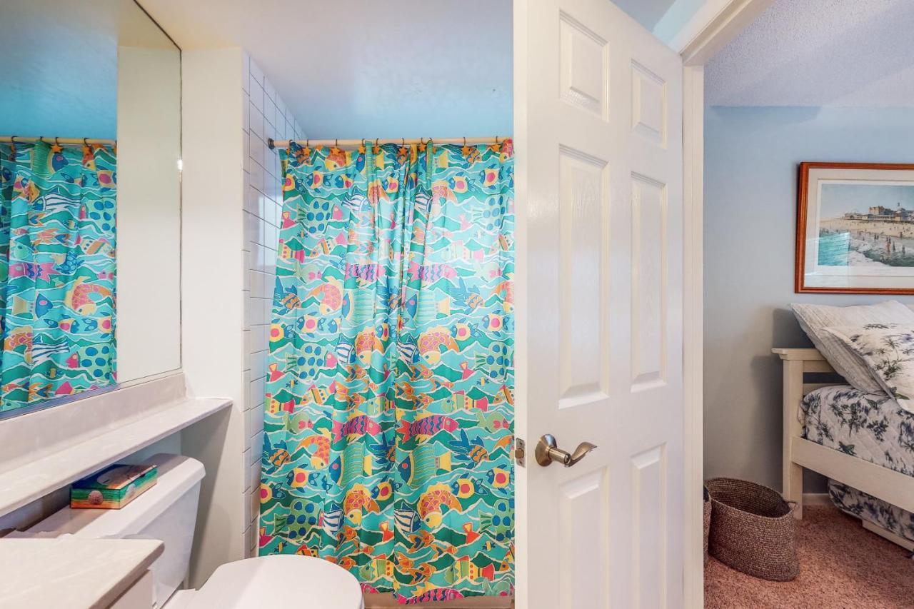 Sea Colony - 17004 Bayberry Apartment *