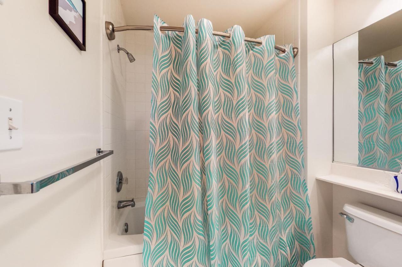 Apartment Sea Colony --- 52013 Canal Ct *