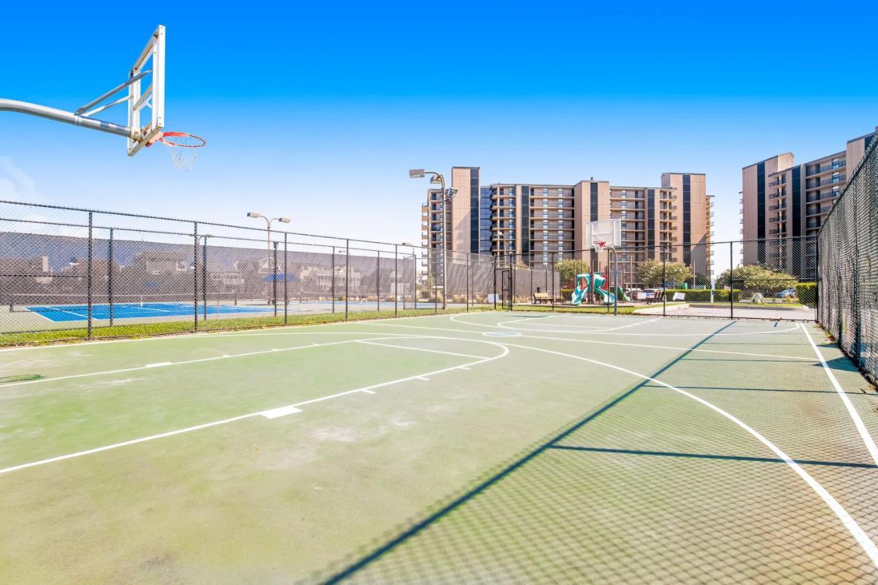 Apartment Sea Colony - 19006 Lakeview Court *